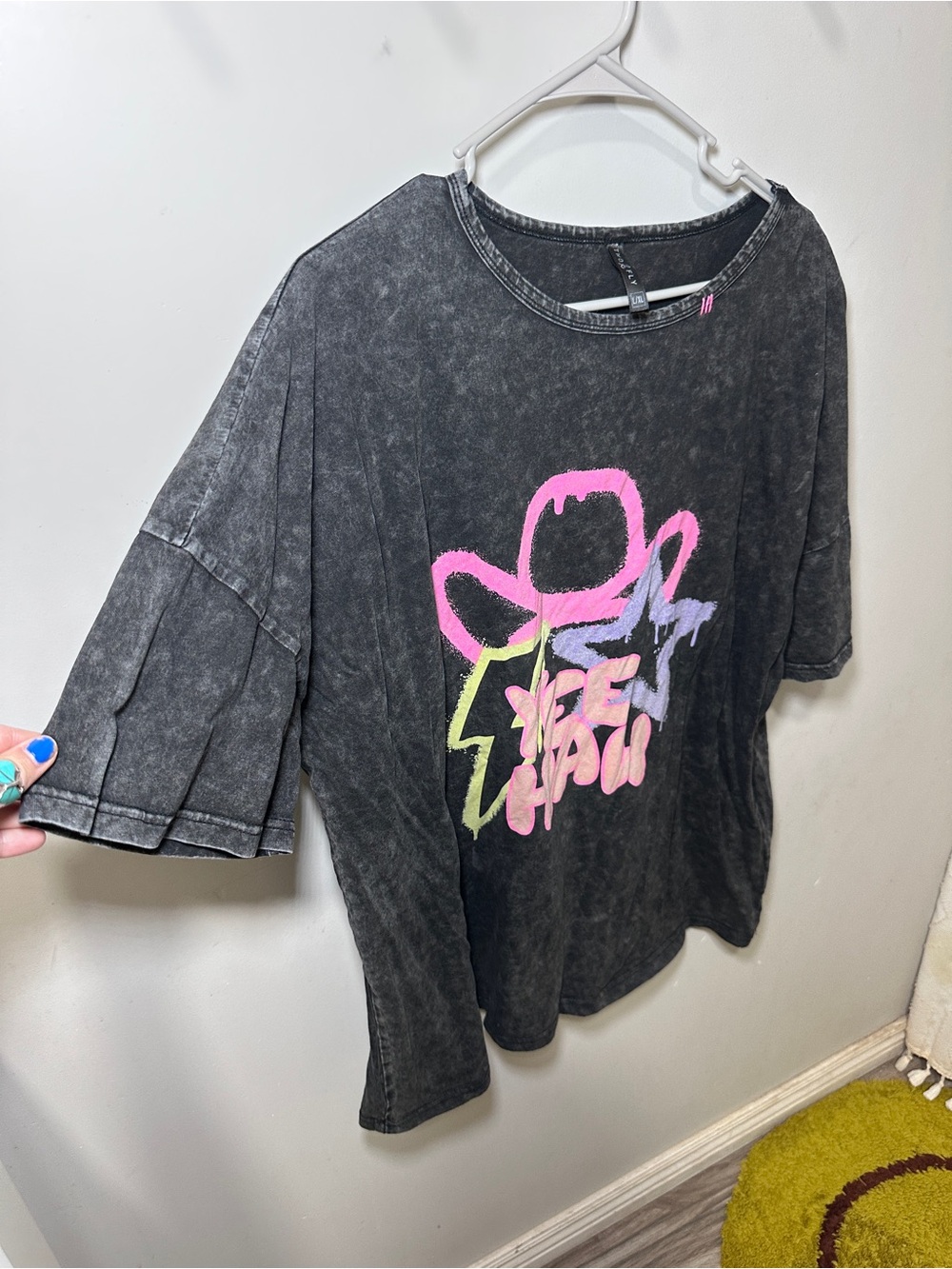 Acid Wash Oversized Tee - Picture 3 of 8